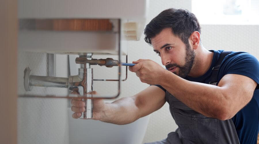 Local tankless water heater installation in Barry, IL